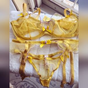 Agent Provocateur Lorna yellow purple